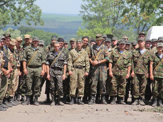 Рота украинских военнослужащих сдалась в плен армии ДНР