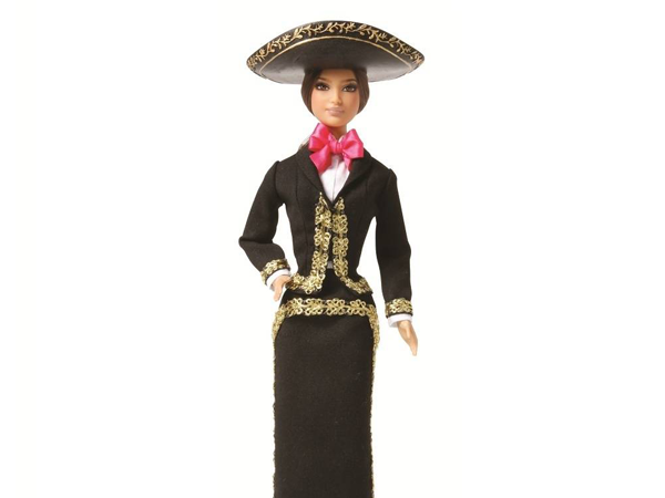 Барби в костюме мексиканского музыканта марьячи