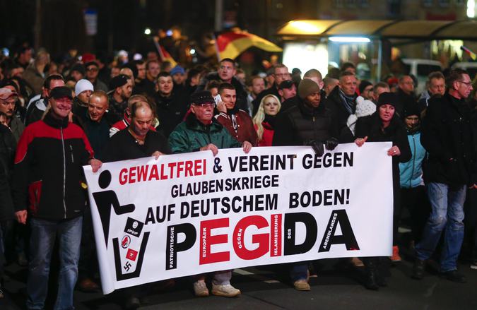 Демонстрация PEGIDA в Дрездене