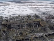 Развалины нового терминала Донецкого аэропорта