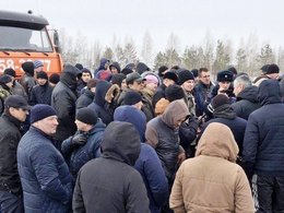 Участники протеста дальнобойщиков собрались в Ногинском районе Московской области