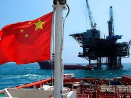Китай. Нефтяная платформа в Южно-Китайском море