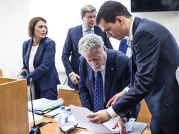 Адвокаты А.Усманова и А.Навального в суде