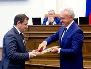 Красноярские депутаты на последнем заседании парламентского сезона
