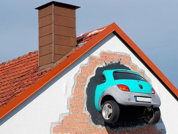 Автомобиль на крыше