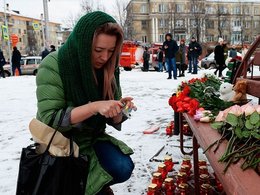 Жители Кемерово у места трагедии