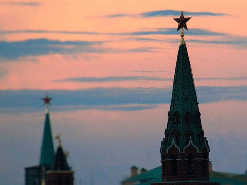 Остров Русский с букетом статусов