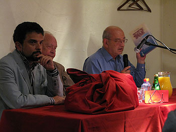 А. Архангельский, Ю. Рыжов и Дм. Зимин на пресс-конференции 28 сентября 2010 г.