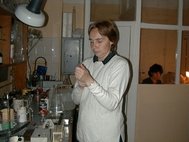 Елизавета Бонч-Осмоловская в лаборатории. 