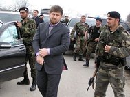 Рамзан Кадыров с охраной. Фото: Рамзан Гуциев/РИА Новости