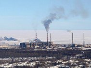 Байкальский целлюлозно-бумажный комбинат. Фото: Sergey Saurskiy, Wikipedia