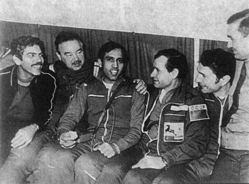 К старту в апреле 1984 года готовились два советско-индийских экипажа. Фото: «Наука и жизнь»