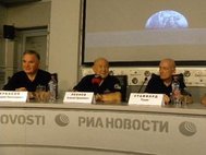 Валерий Кубасов, Алексей Леонов, Томас Стаффорд и Вэнс Бранд. Фото AP.