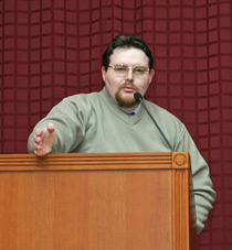 Юрий Ракита, «Литературное радио», «Современная поэзия». Московская Международная Книжная Ярмарка — 2007. Фото Натальи Четвериковой