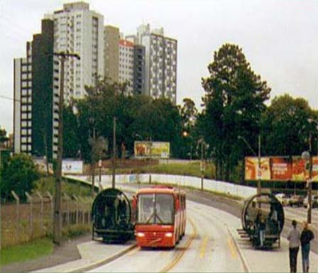 Трассирование автобусных маршрутов по обособленным конструкциям на периферии
