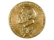Лауреаты Нобелевки по экономике получают такую медаль