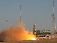 Старт ракеты космического назначения «Союз-ФГ» с площадки 31 космодрома Байконур