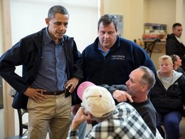 Барак Обама и губернатор Нью-Джерси Крис Кристи. 31 октября 2012 г. (Official White House Photo by Pete Souza)
