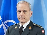 Председатель военного комитета НАТО генерал Кнуд Бартелс 