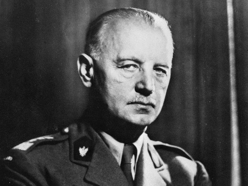 Ученые определили, что генерал Владислав Сикорский, погибший в авиакатастрофе в 1943 году, был голубоглазым блондином