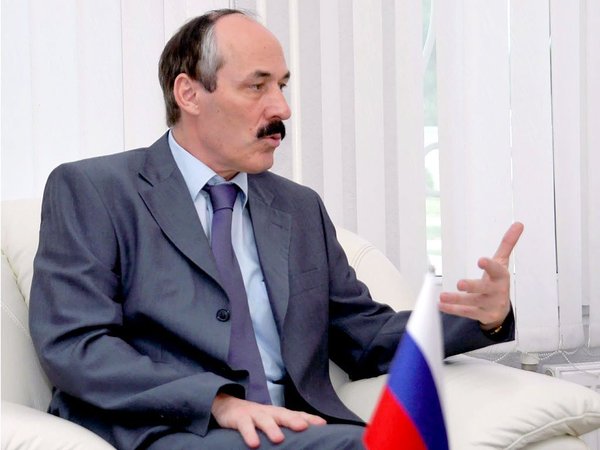 Рамазан Абдулатипов