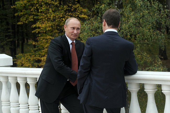 Владимир Путин и Дмитрий Медведев. Фото пресс-службы Президента России