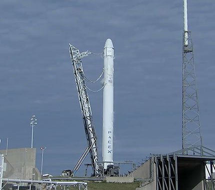 Falcon 9 стартует с мыса Канаверал