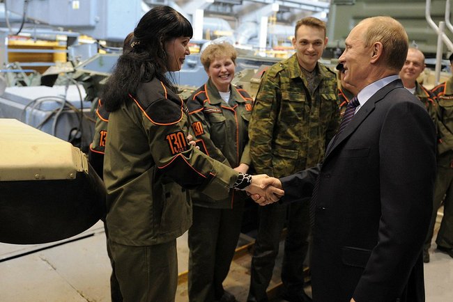 Путин на встрече с рабочими «Уралвагонзавода»