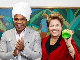 Карлиньос Браун и президент Бразилии Дилма Русеф