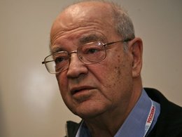 "Дорогой Дмитрий Борисович, благодаря Вам, мы стали лучше. Спасибо!"