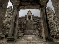 Ангкор-Ват, в сорока километрах от которого был найден город Махендрапарвата