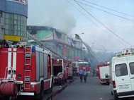 Пожар в торговом центре возле станции метро «Площадь Ильича»