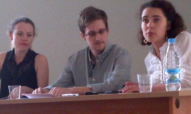 Эдвард Сноуден на встрече c правозащитниками