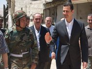 Башар Асад и солдаты правительственной армии
