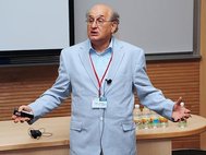 Михаил Шифман расскажет о настоящем и будущем физики высоких энергий