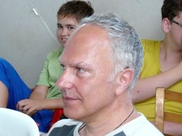 "Дети должны учиться активно. Вообще, замечено, что чем сильнее ребенок, тем больше у него вопросов"
