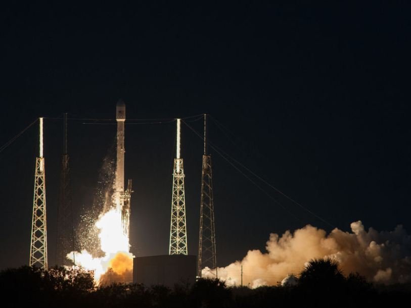 Запуск ракеты Falcon 9 со спутником SES 8
