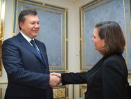 Виктор Янукович и Виктория Нуланд