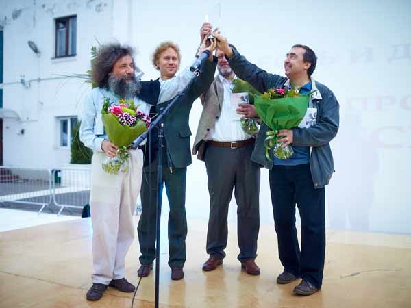Команда Диссернета получила спецприз премии "ПолитПросвет"