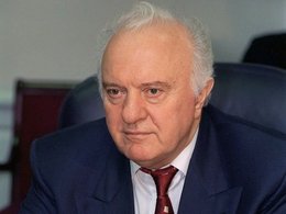 Эдуард Амвросиевич Шеварднадзе