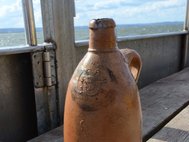 Керамическая бутылка, найденная в Балтийском море