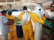 Врачи в Западной Африке готовятся к работе с больными лихорадкой Эбола