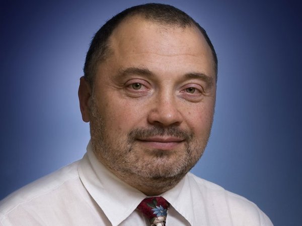 Николай Петров