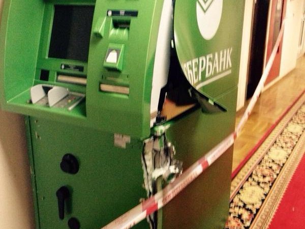 В Думе ограбили банкомат