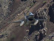 Истребитель F-16D