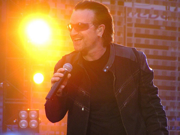 Боно U2