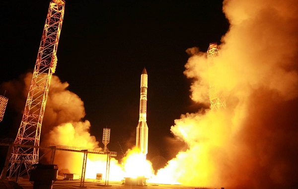 Старт ракеты-носителя «Протон-М»