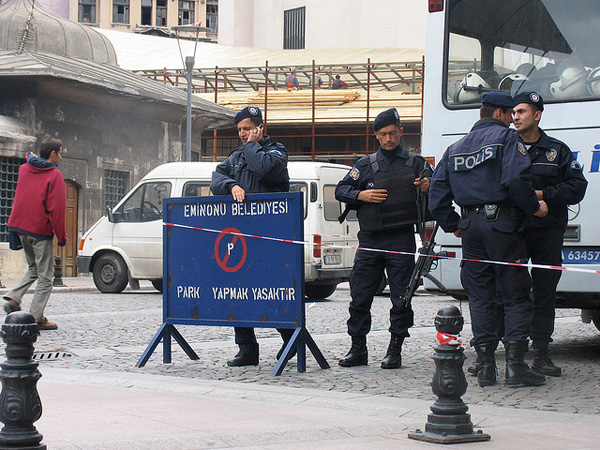 Стамбульская полиция