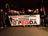 Сторонники PEGIDA в Дрездене