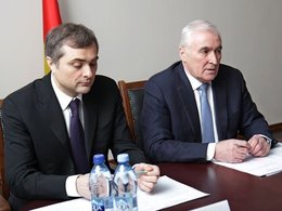 Владислав Сурков и Президент Южной Осетии Леонид Тибилов